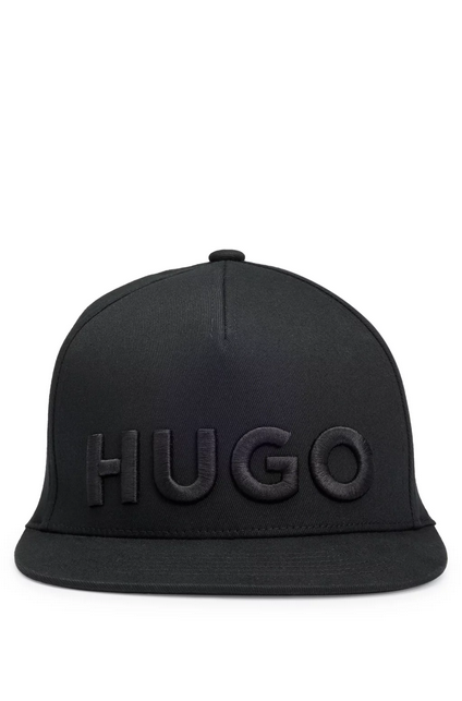 Una gorra de cinco paneles hugo